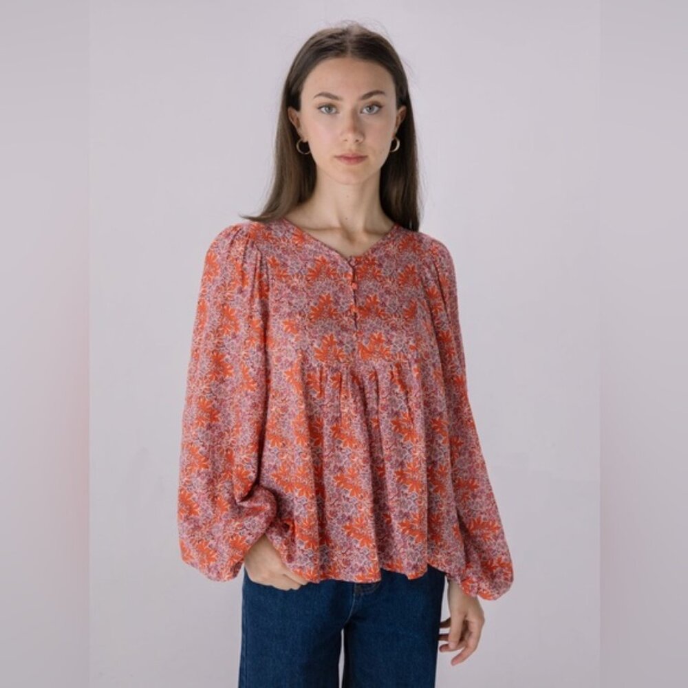 Solitaire Red Floral Boho Peasant Blouse Balloon Sleeve Medium